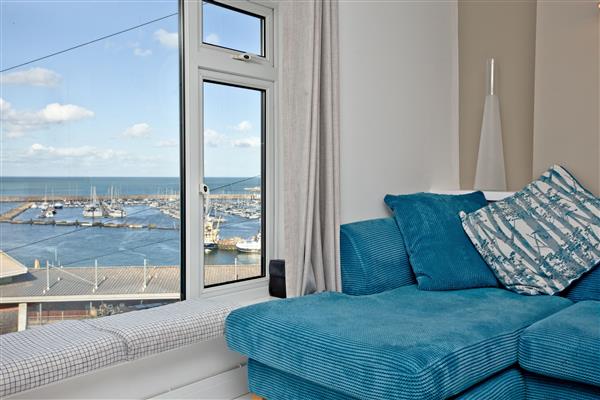 Castaway Cottage In Brixham Devon Sleeps 6