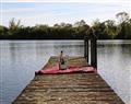 Take things easy at Coot Lake House; Cotswold Lakes; Gloucestershire
