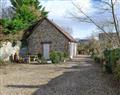 Take things easy at Lakehayes Cottages - Apple Cottage; Somerset