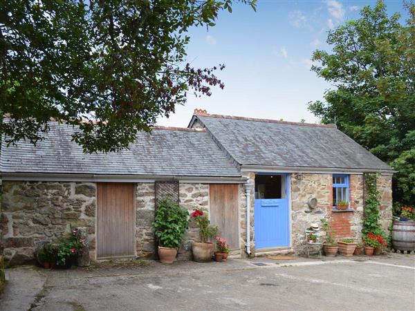 The Blue Door Barn From Cottages 4 You The Blue Door Barn Is In