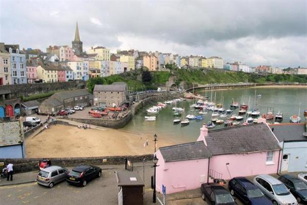 White House in Tenby