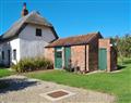 Take things easy at Whitegates Cottage; Lincolnshire