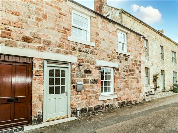 Curlew Cottage, 2 Fenkle Street in Northumberland