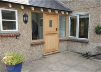 East Wing Cottage, West Ayton (Deluxe) in Scarborough, North Yorkshire