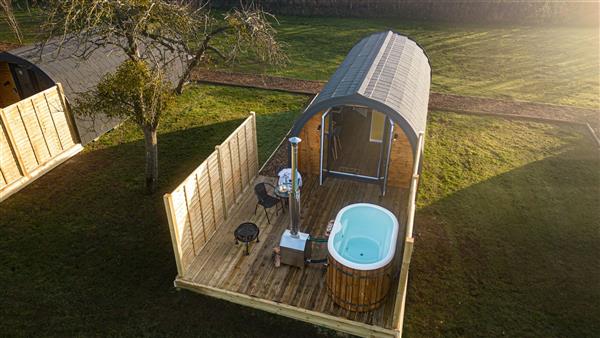 Honeycrisp, Apple Tree Glamping in Somerset