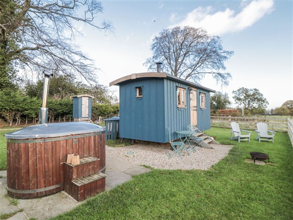 Honeysuckle Hut, Potto Grange Farm - North Yorkshire