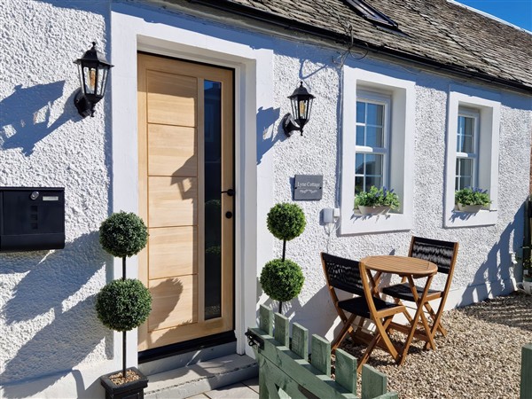 Lyne Cottage, The Retreat in Peebleshire