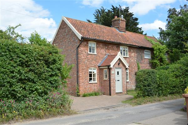 Shoemakers Cottage, Friston in Friston, Suffolk