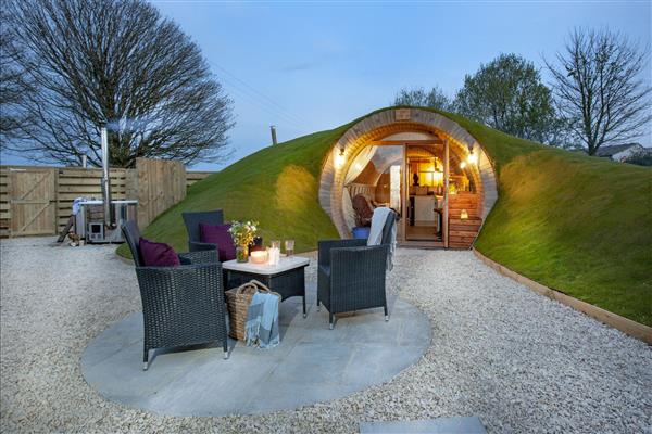 The Charm Inn Hobbit House, The Little Shire in Somerset