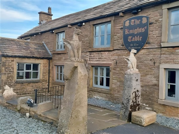 1 Bed Cottage - Sleeps 3 - Garden - Parking - Wifi in Staffordshire