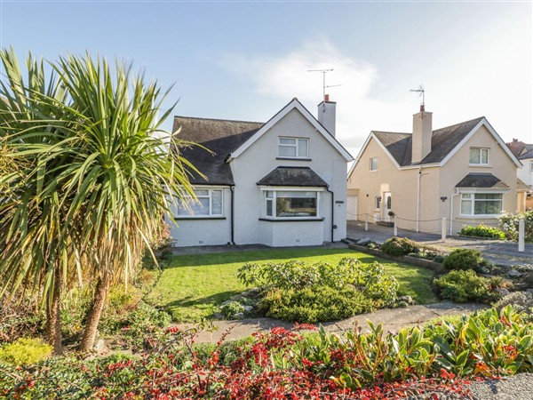 11 Seabreeze in Gwynedd