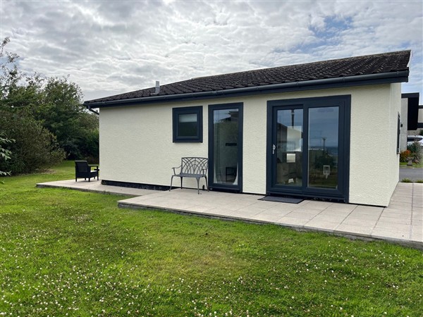 15 Laigh Isle, 