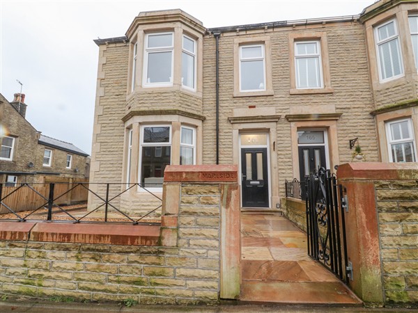163 Manchester Road, Accrington, Lancashire with hot tub