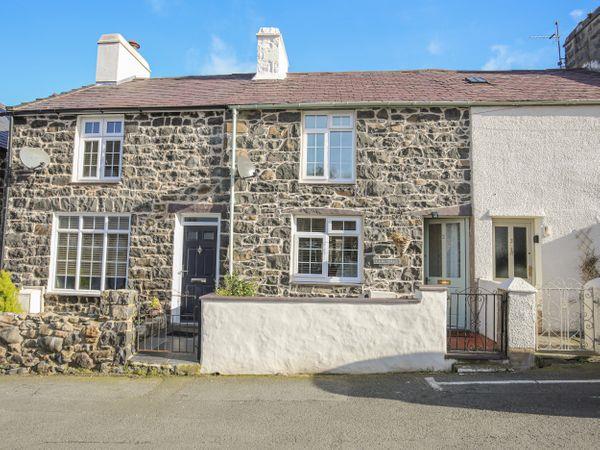 2 Alma Terrace from Sykes Holiday Cottages. 2 Alma Terrace is in ...