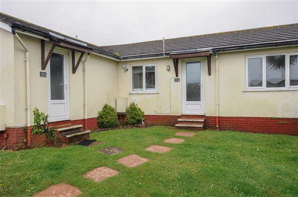 2 Bed Silver Chalet Plot T015 with pets - Devon