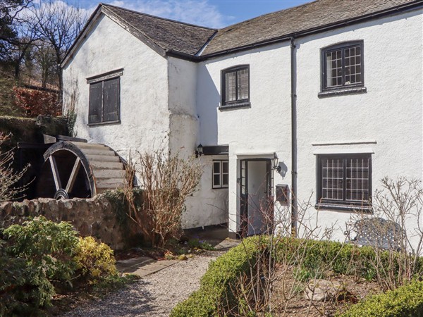 2 New Mill Cottages in Devon