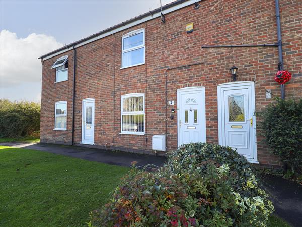 2 Ringrose Cottages in North Humberside