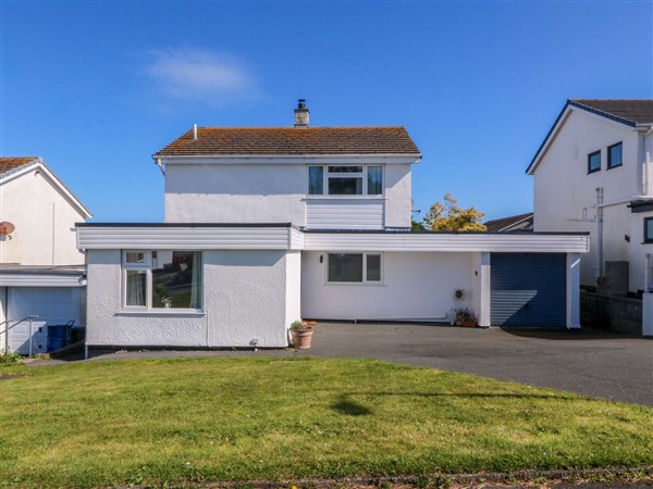 20 Gwelfor Estate in Gwynedd