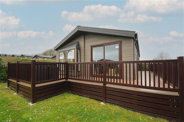 3 Bed Lodge (Plot 73 with Pets), 