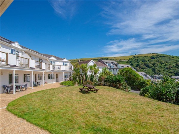 3 Mount Brioni in Cornwall