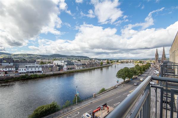 301 Riverview Apartment in Inverness-Shire