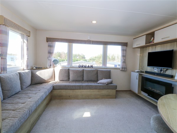 31A Foxburrow Hang in Norfolk