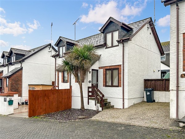 4 Porth Cottages, Porth Newquay