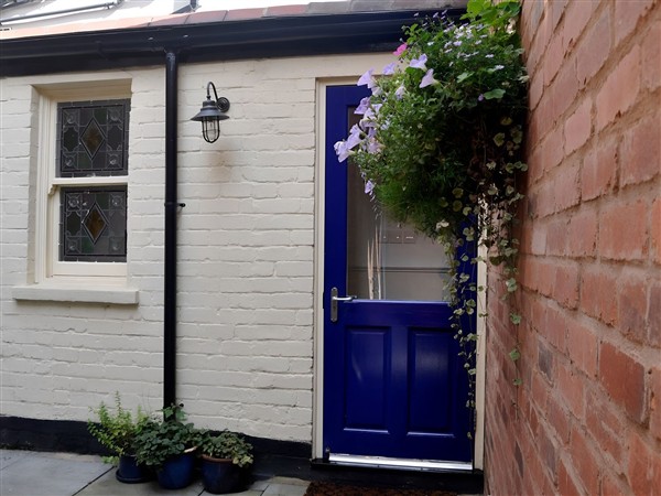 45 School Road in West Midlands
