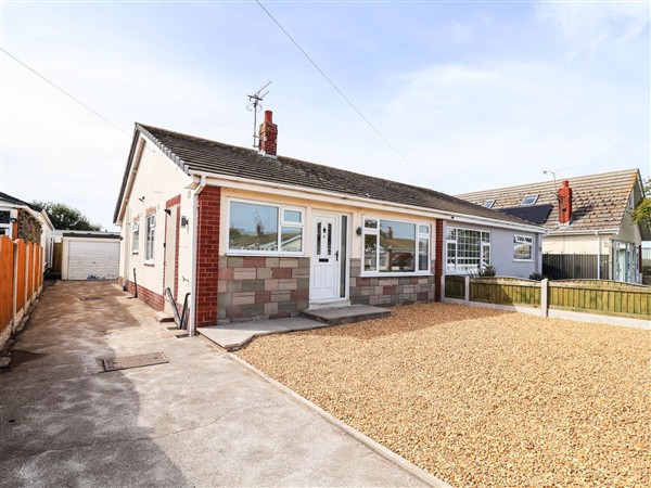 6 Bastion Close, 