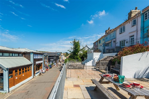 6 Croft Terrace in Salcombe, Devon