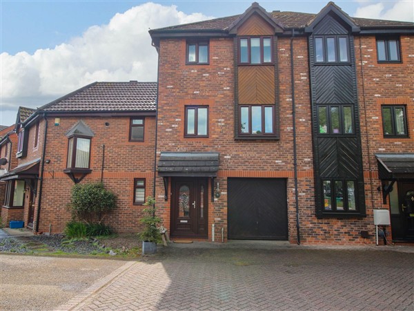 63 Severn Street in Shropshire