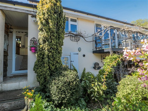 7 The Cedars in Gloucestershire