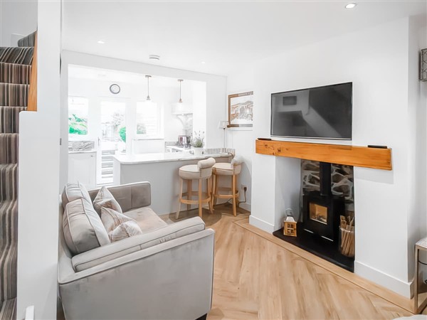 8 Crown Lane in Gwynedd