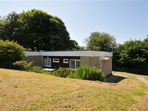 8 Hillside, 
