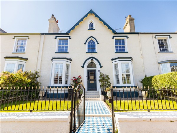 Abbey Lodge, 