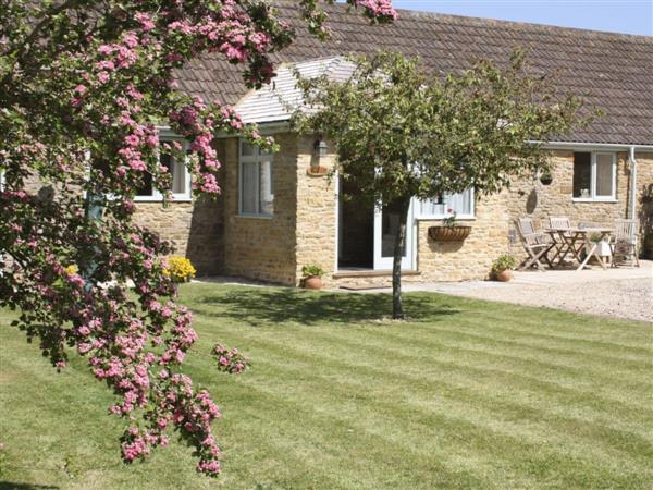 Acorn Cottage in North Perrott, near Crewkerne, Somerset
