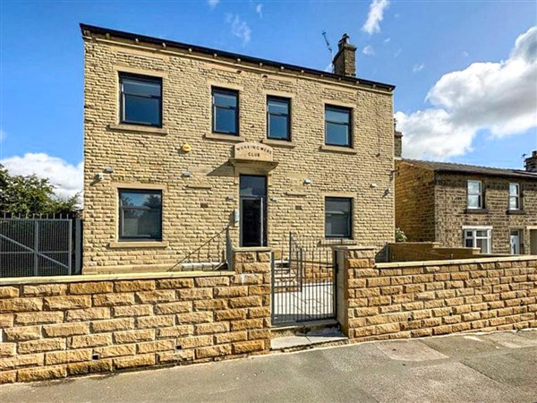 Apartment 5 in West Yorkshire