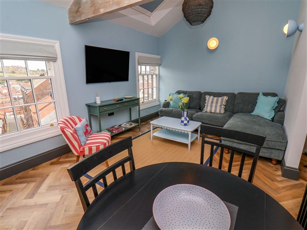 Apartment Blue, 