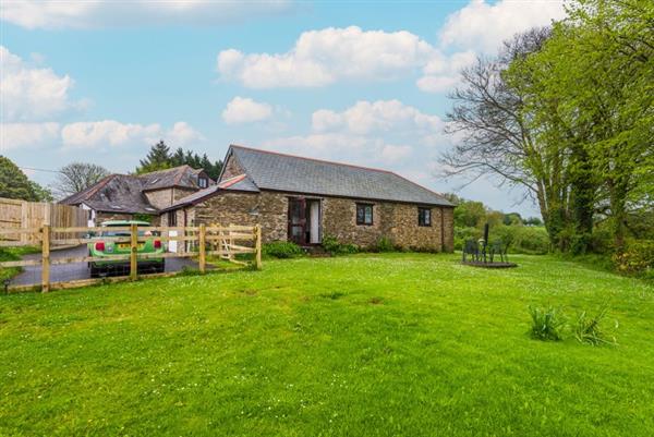 Apple Cottage in Cornwall