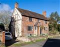 Enjoy a leisurely break at April Cottage; Eckington; Worcestershire