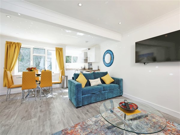 Aqua Getaways - Aqua Osbourne in Isle of Wight