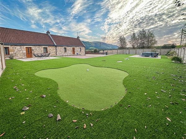 Ash Cottage in Clackmannanshire