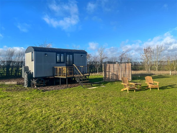 Ash Hut in Lincolnshire