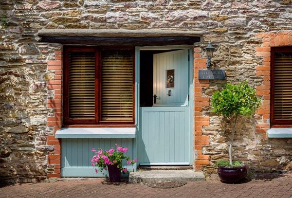 Aylesbury Cottage Sleeps 2 - Devon