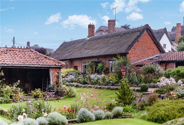 Ayres End Studio, Kersey