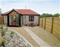 Bacton Hall Holiday Cottages - Apple Barn in Bacton, Norfolk. - Great Britain