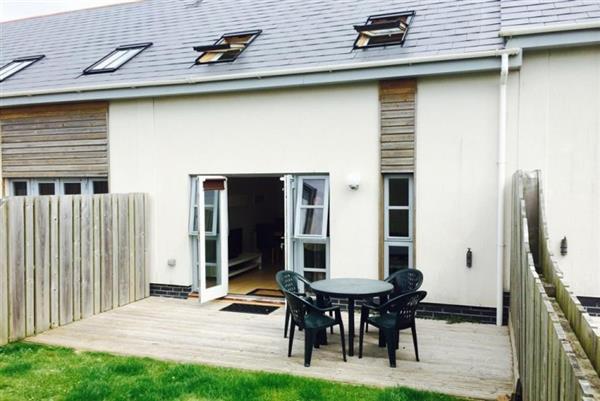 Bay Retreat - 2 bed with shower in St Merryn, Cornwall