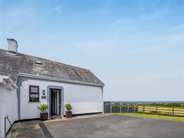 Bay View Cottage in Llanon, Dyfed