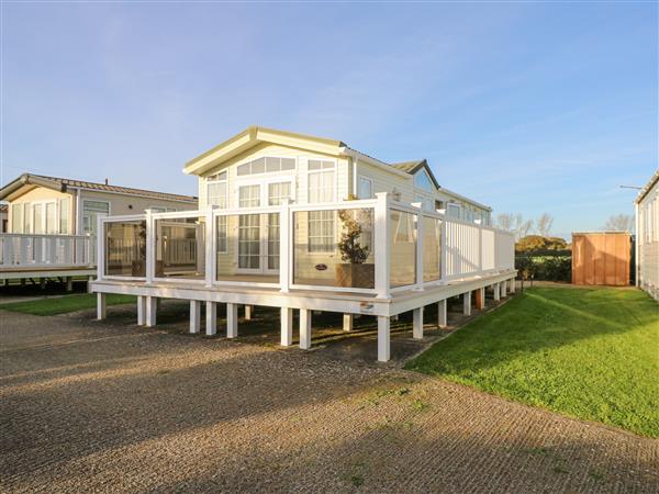 Beach Bliss Retreat - West Sussex