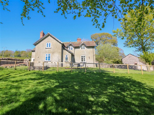 Beach Farmhouse, 